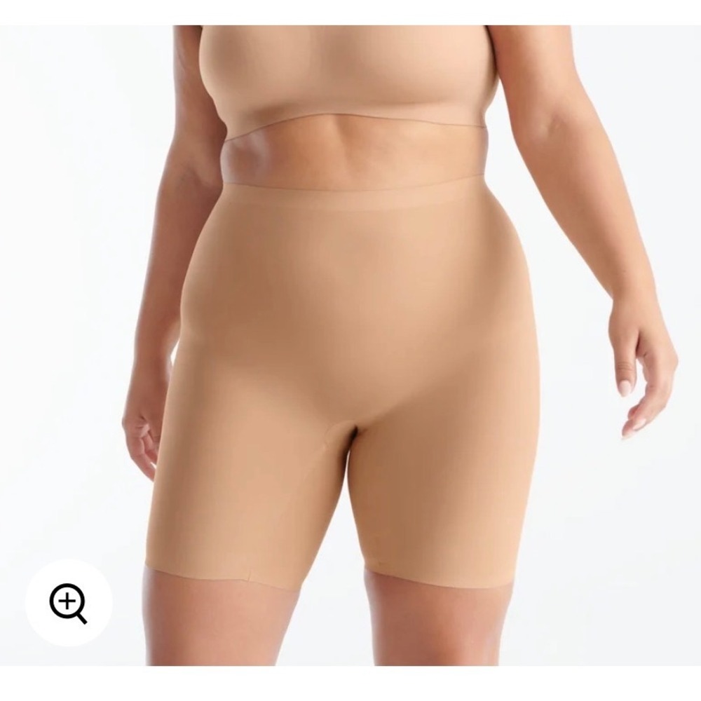 Knix Thigh Shaper High Waisted Beige Nude Smoothing Shorts Size M